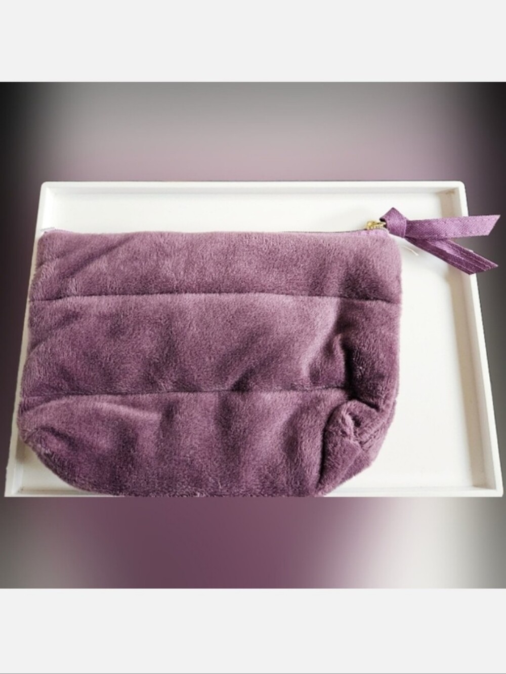 NWT SMALL PURPLE PLUSHY-PUFF ZIPPER COSMETICS POUCH!